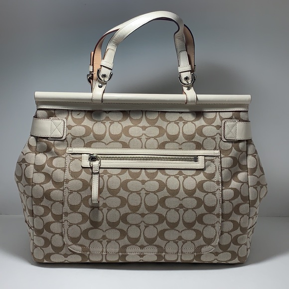 NWOT Coach Handbag - Never Used! - Picture 2 of 5